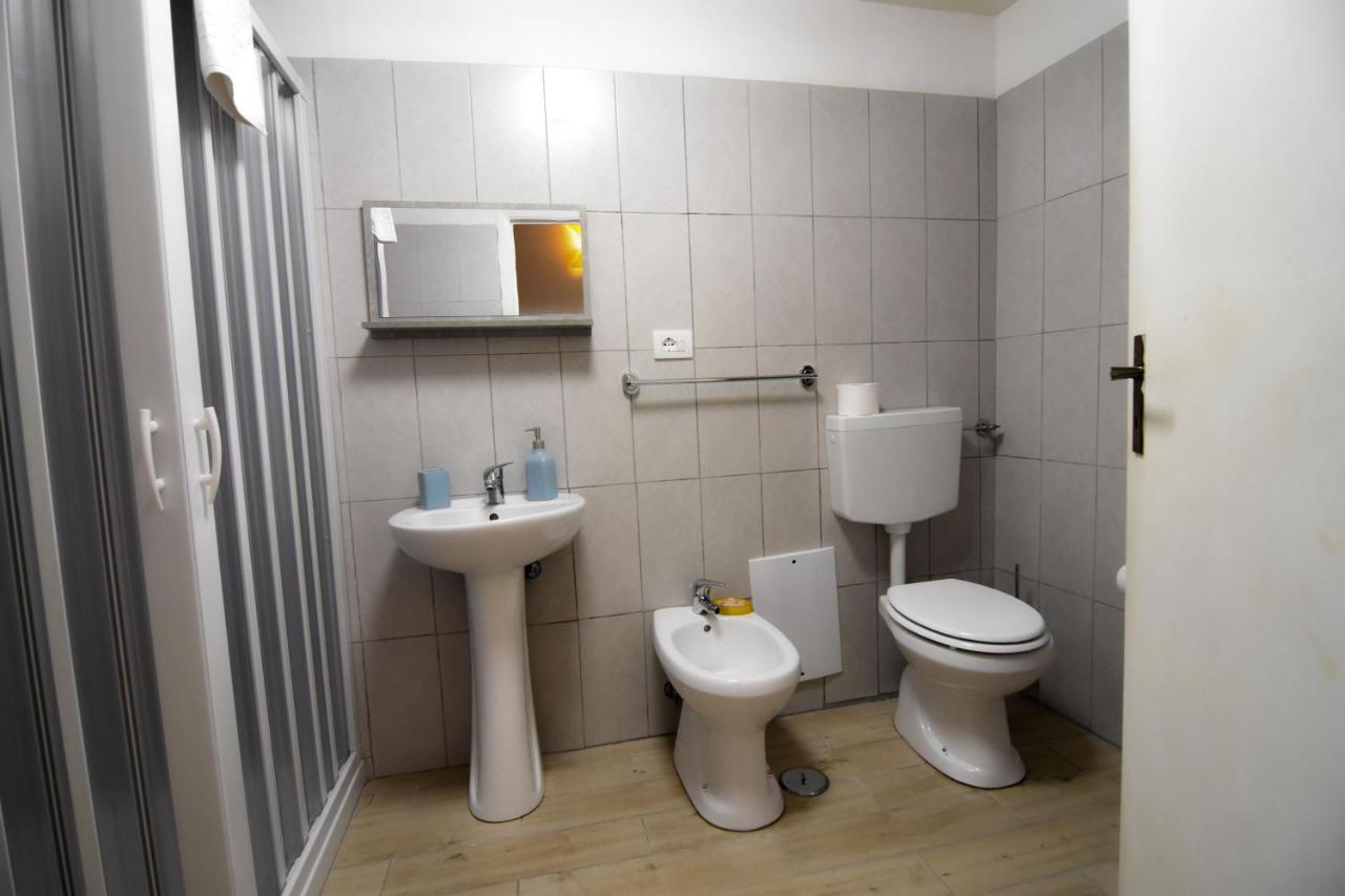 Iside Apartment Naples Luaran gambar